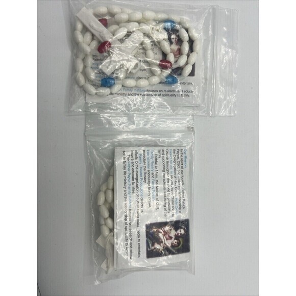 Holy Rosary Sets And 3 Pins - Picture 4 of 5